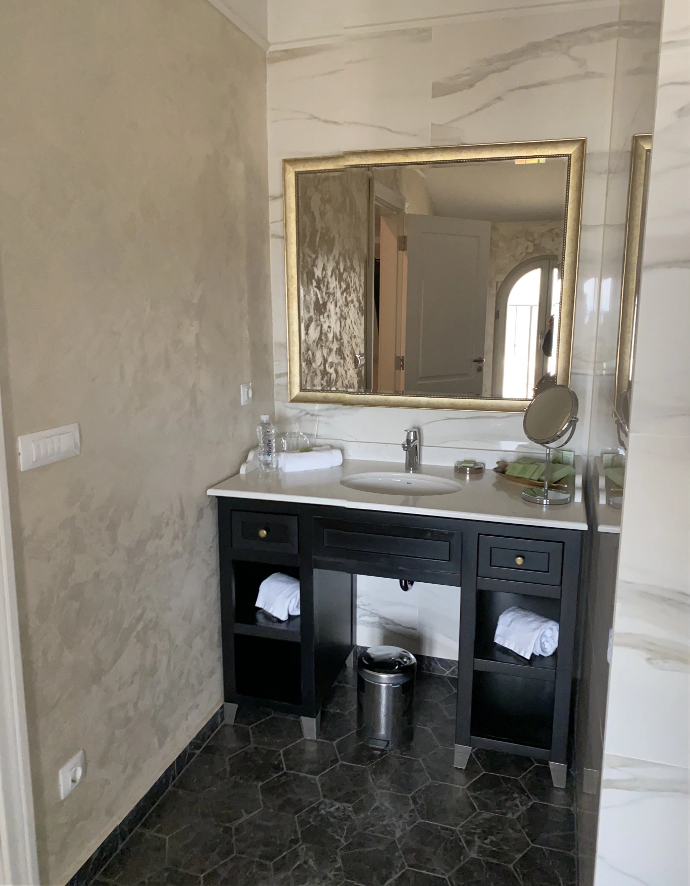 Стая Делукс с изглед към морето