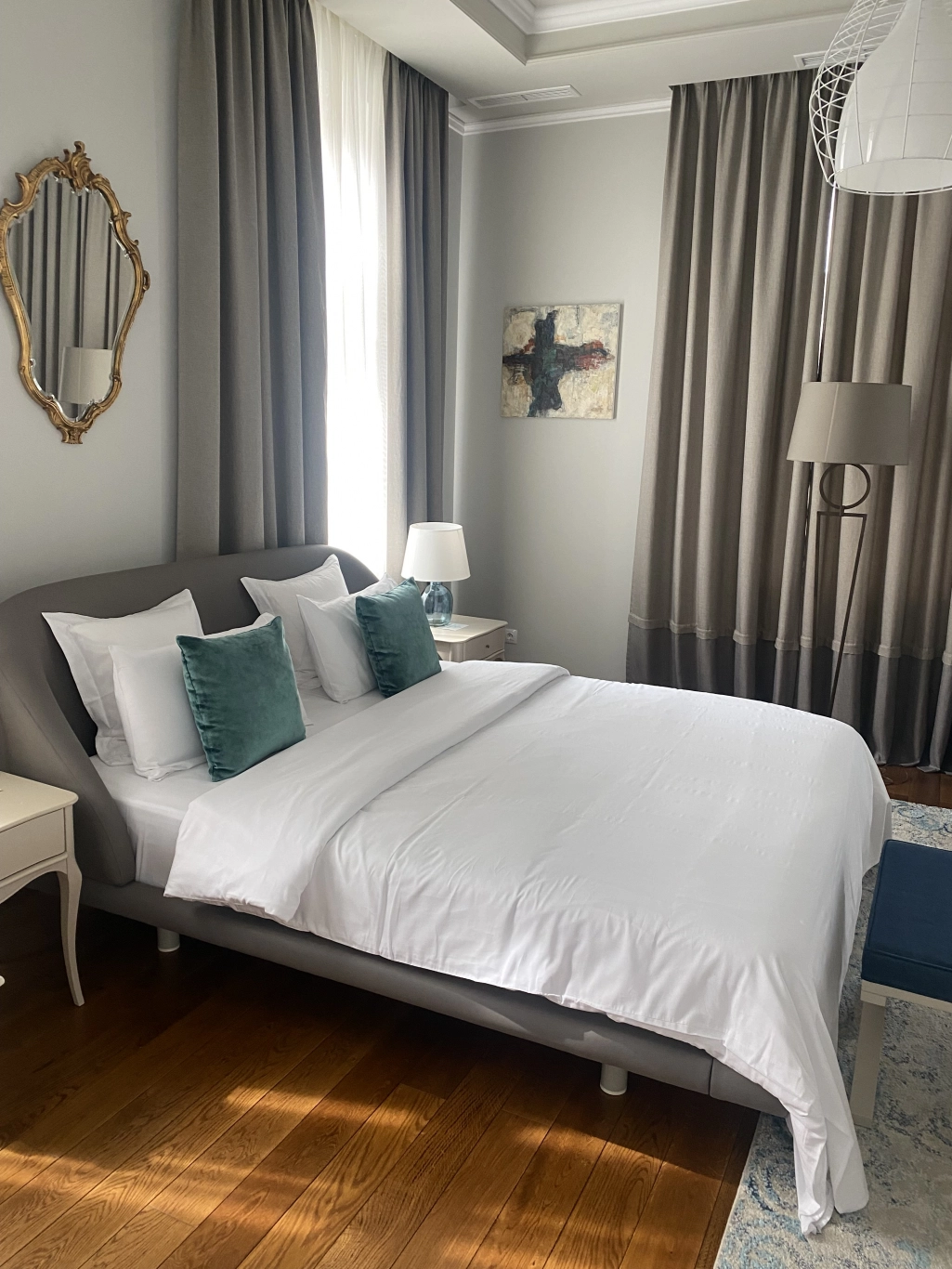 Студио Делукс с изглед към града