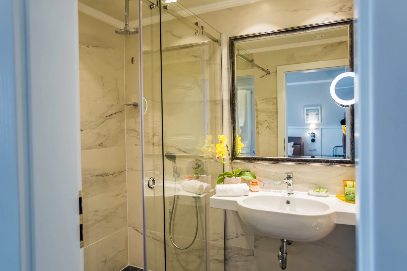 Сюпириър стая с изглед море