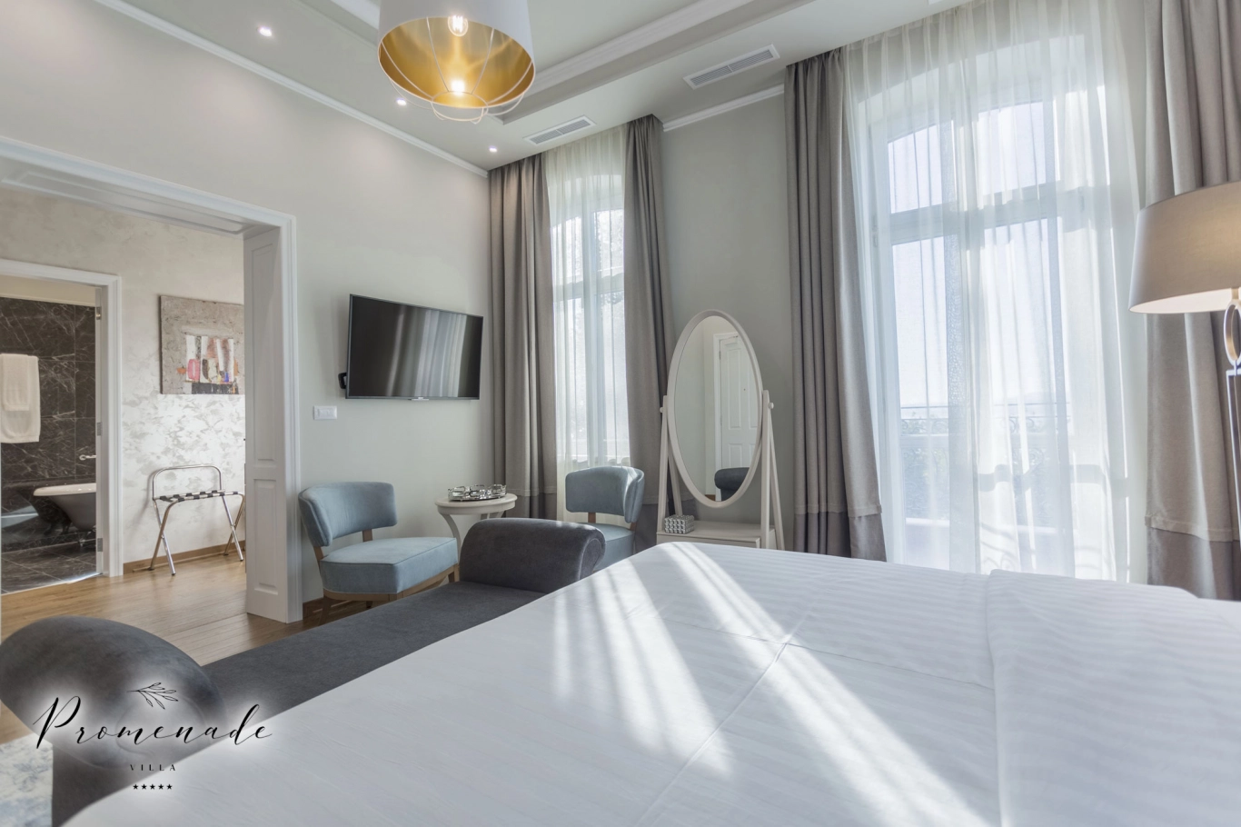 Студио Гранд Делукс с изглед към морето и балкон