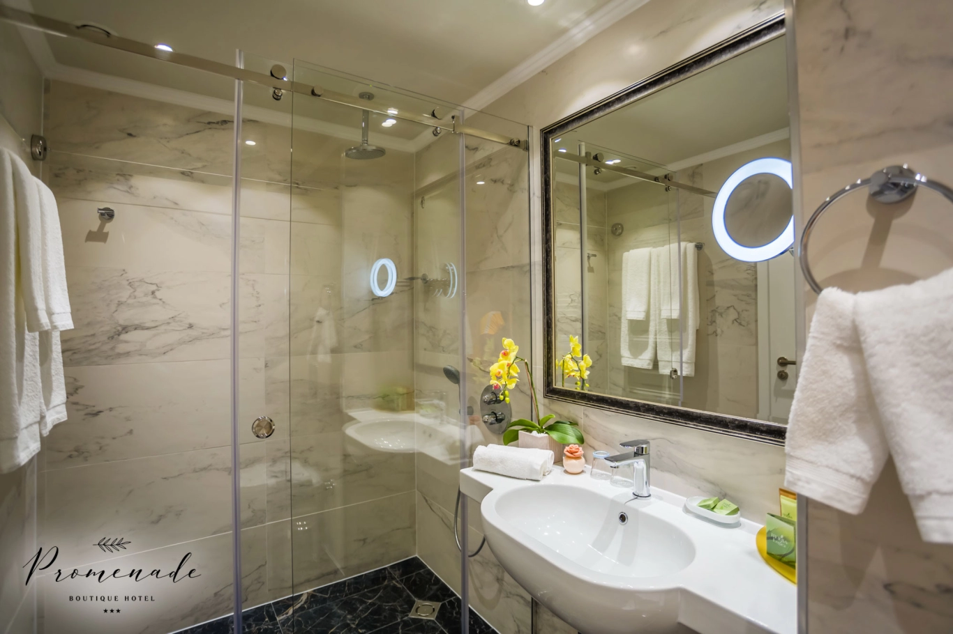 Сюпириър стая с изглед море