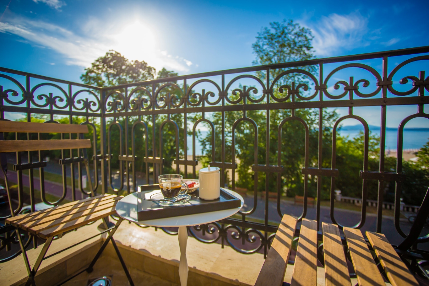 Студио Гранд Делукс с изглед към морето и балкон