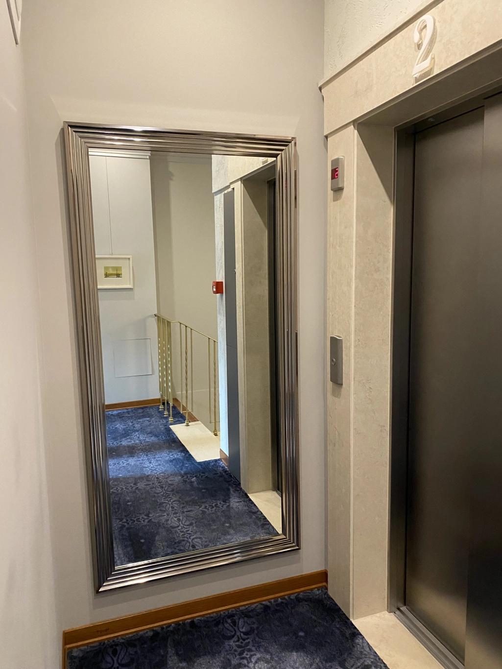 Стая Делукс с изглед към града