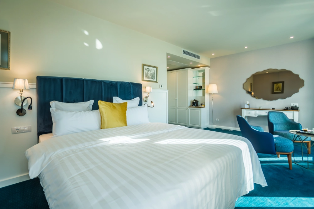 Deluxe room with sea view and balcony