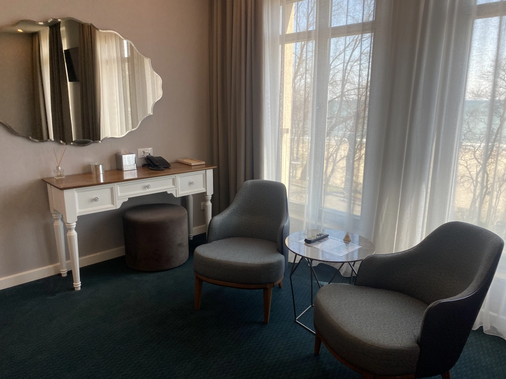 Deluxe room with sea view and balcony