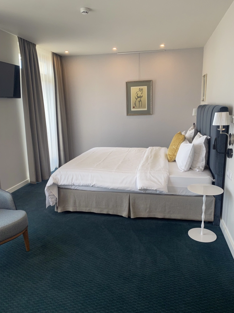 Deluxe room with sea view and balcony